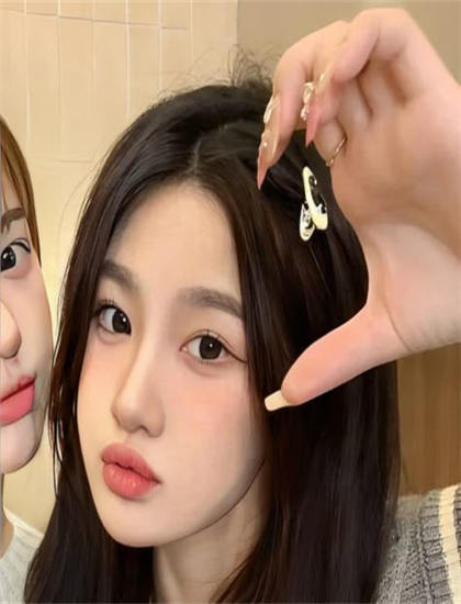 《马尔科姆与芭芭拉,爱的告别》艺术价值：专业角度评价与艺术成就分析